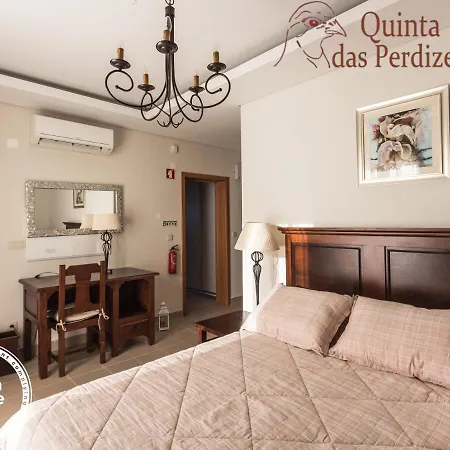 Quinta Perdizes Guest house *